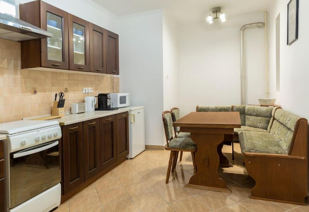 B333 Apartment - In The Heart Of The City Budapest Eksteriør billede