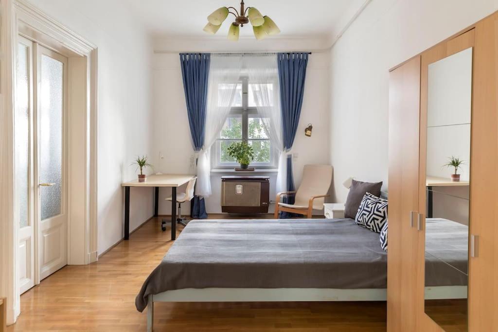 B333 Apartment - In The Heart Of The City Budapest Eksteriør billede